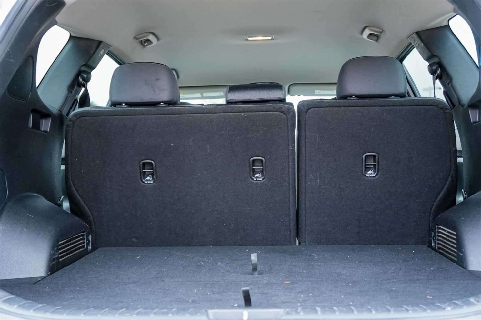 Thumbnail: 2023 Hyundai Santa Fe - 18