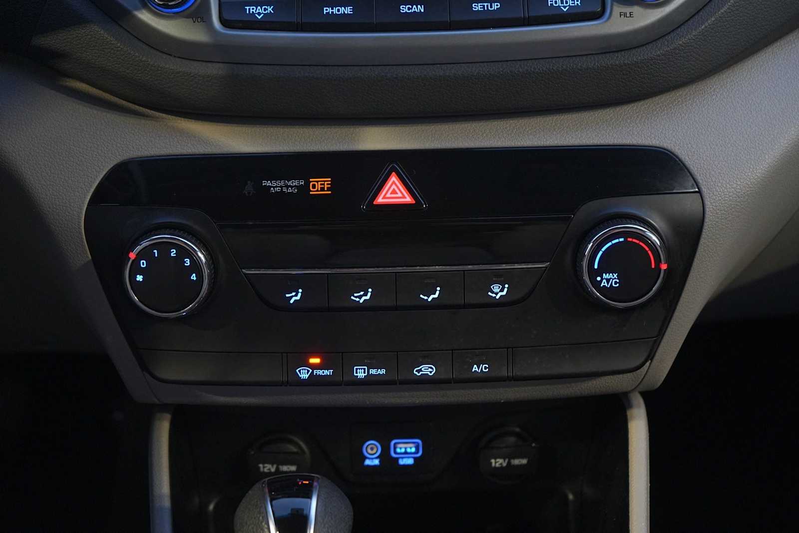 Thumbnail: 2016 Hyundai Tucson - 23