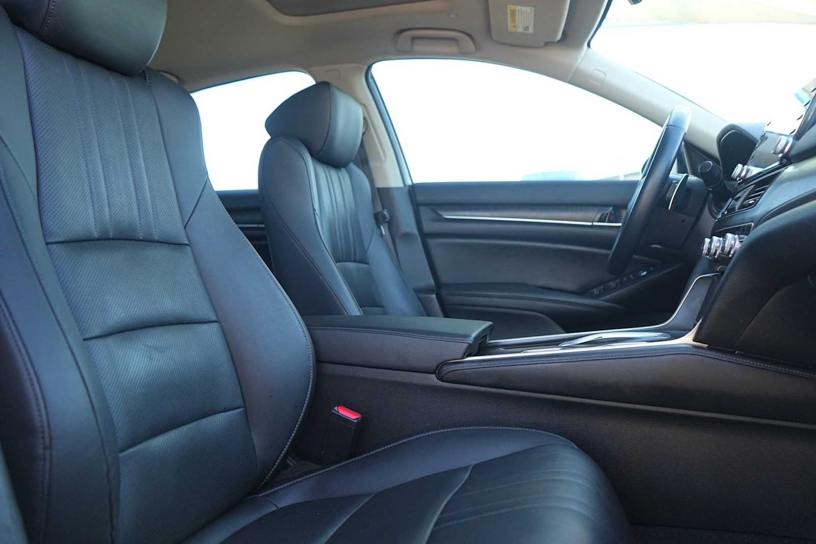 Thumbnail: 2022 Honda Accord - 15