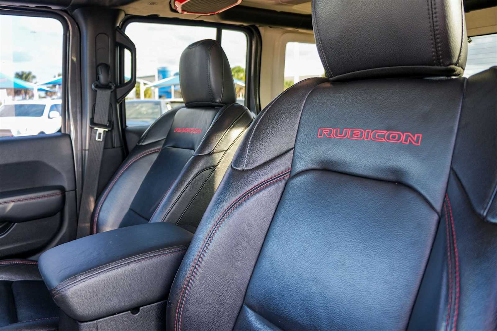 Thumbnail: 2019 Jeep Wrangler - 11