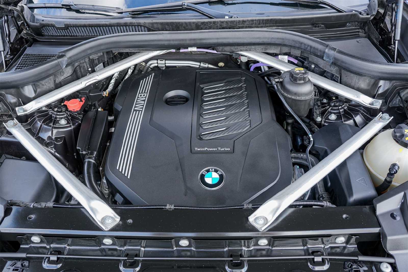 Thumbnail: 2022 BMW X5 - 9