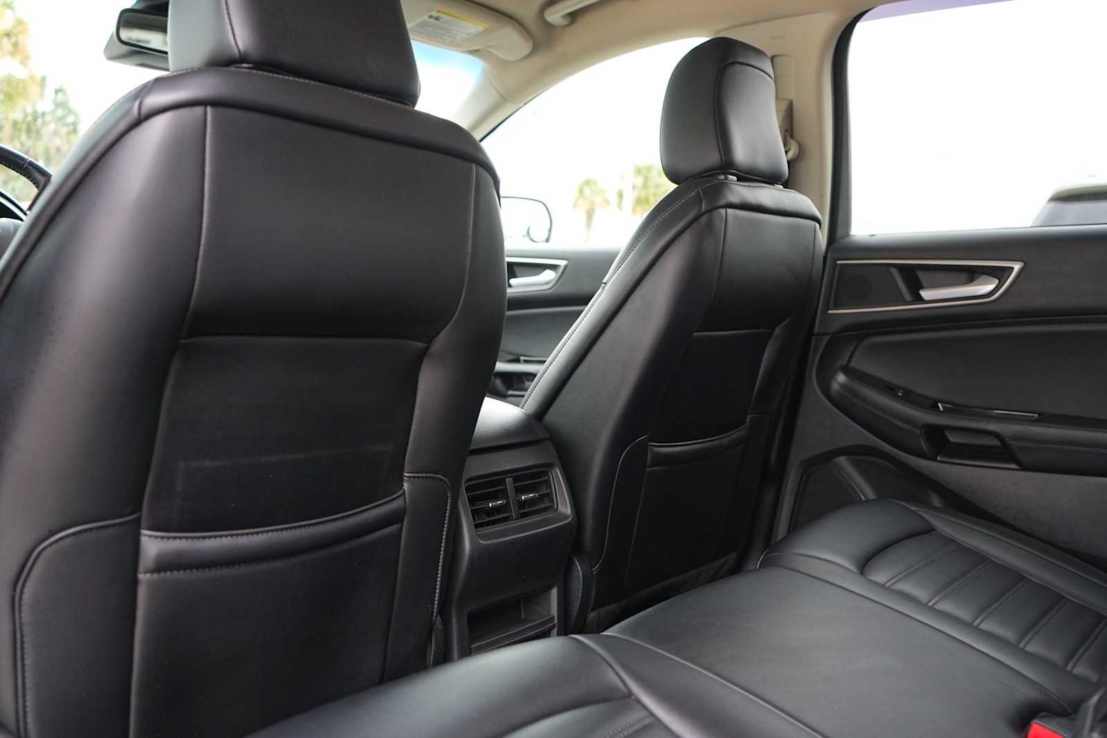 Thumbnail: 2020 Ford Edge - 13