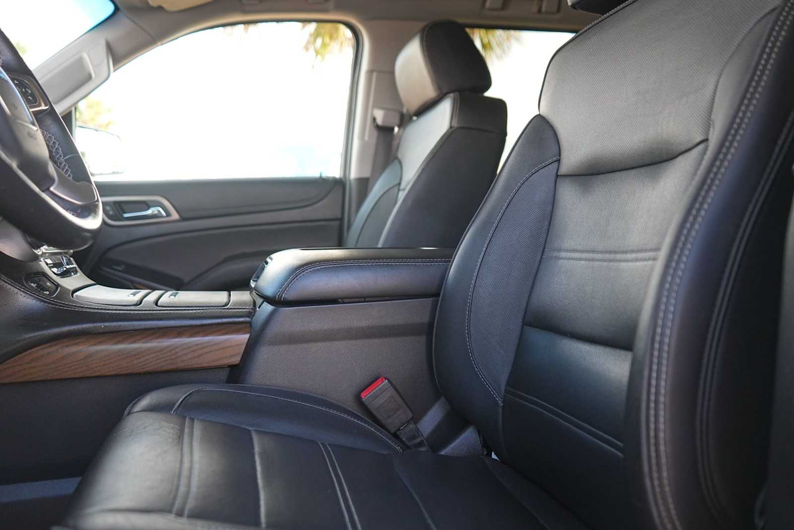 Thumbnail: 2019 GMC Yukon XL - 11