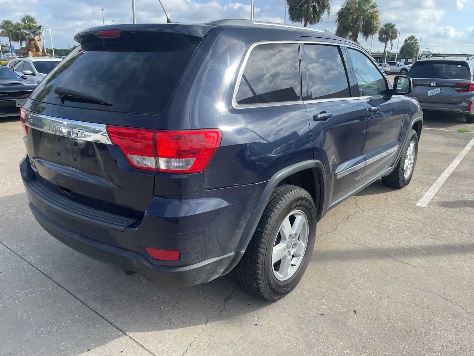 Thumbnail: 2013 Jeep Grand Cherokee - 3