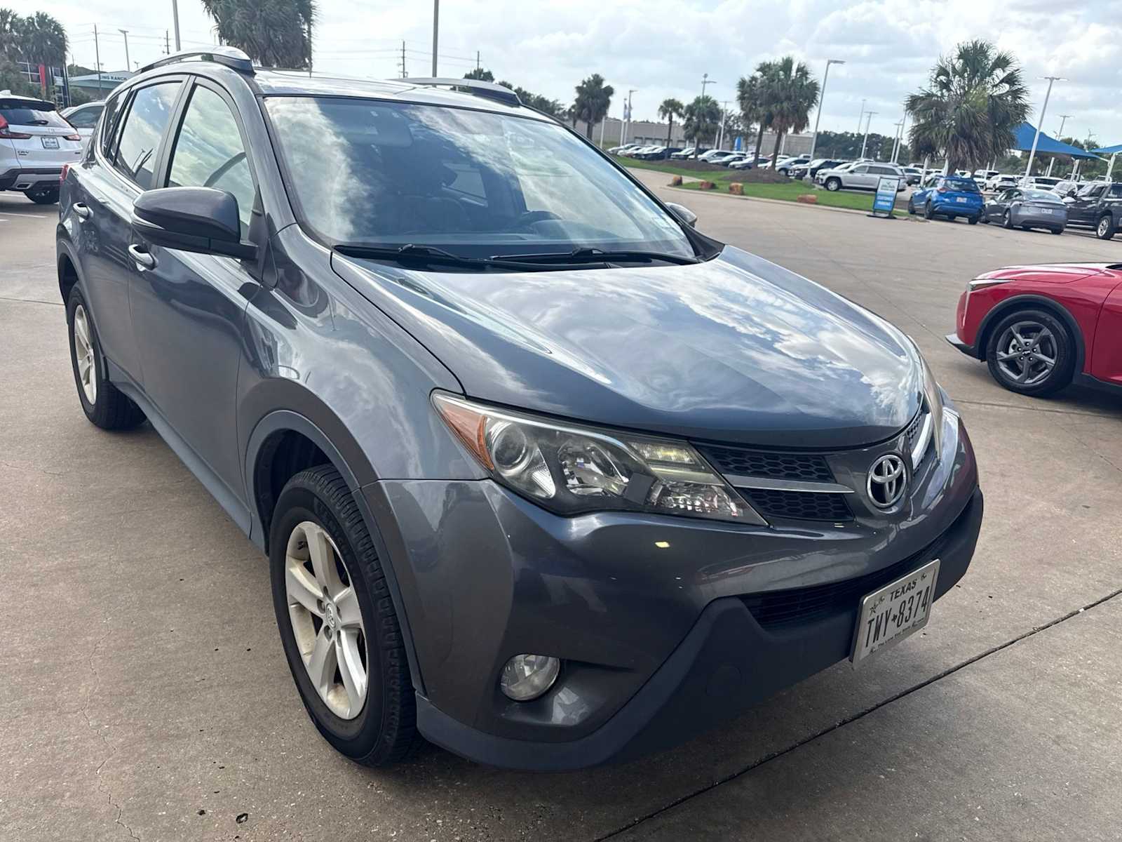 Thumbnail: 2013 Toyota RAV4 - 2