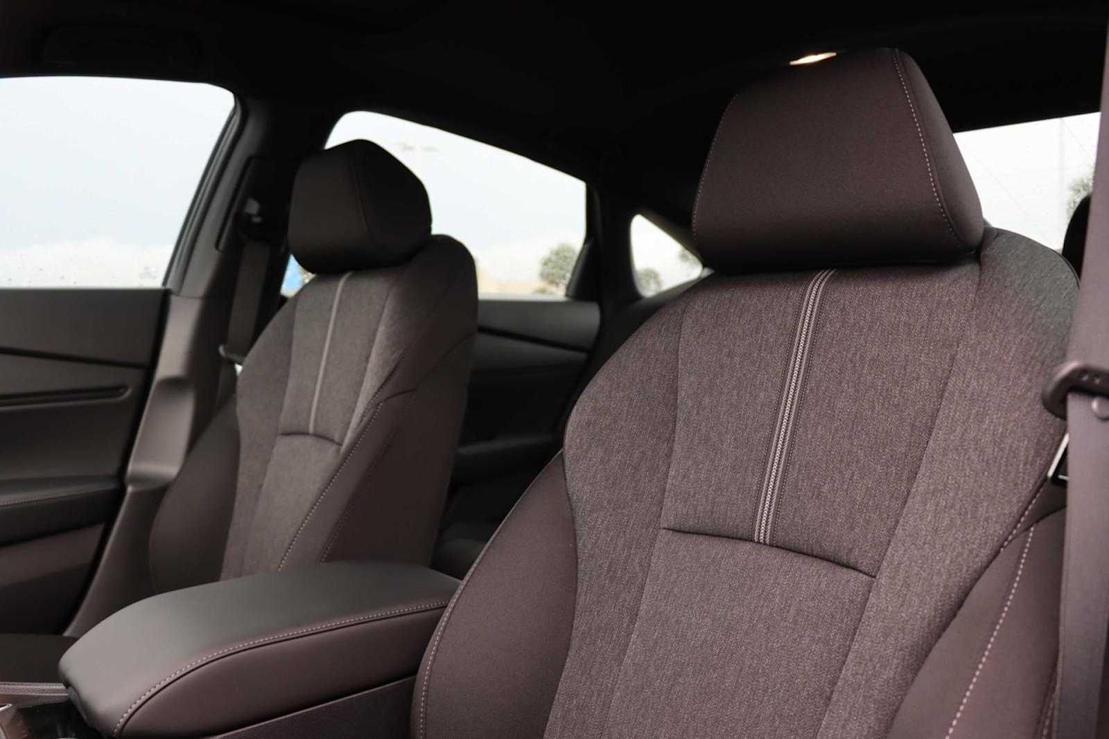 2025 Honda Accord Sport 10