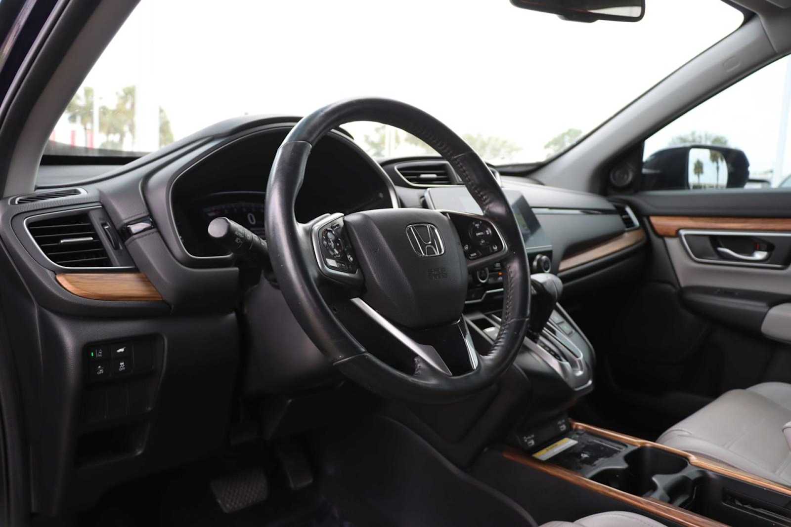 2020 Honda CR-V Touring 2