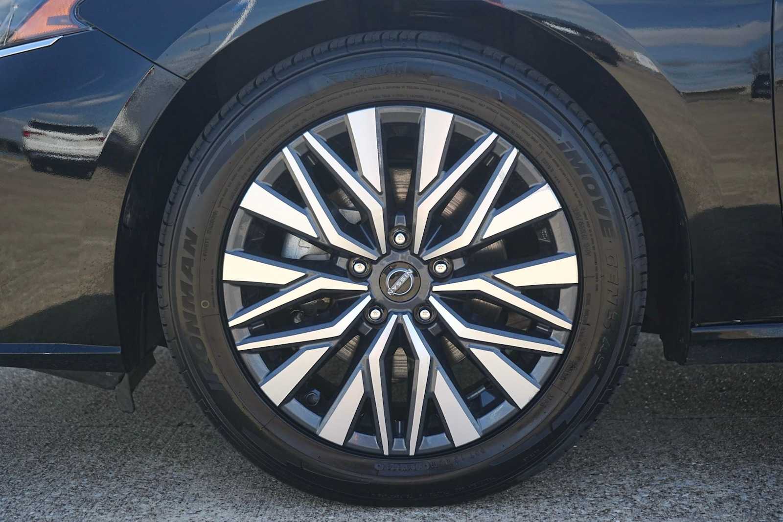 Thumbnail: 2024 Nissan Altima - 7