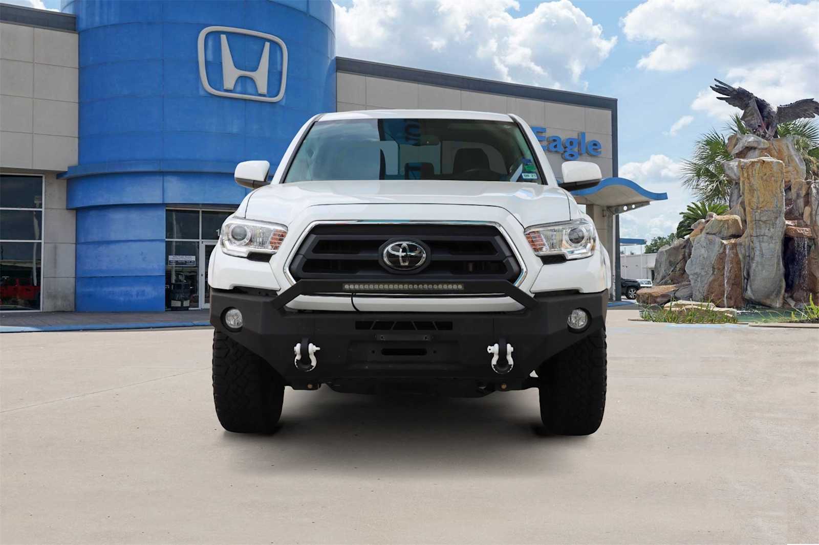 Thumbnail: 2023 Toyota Tacoma - 6