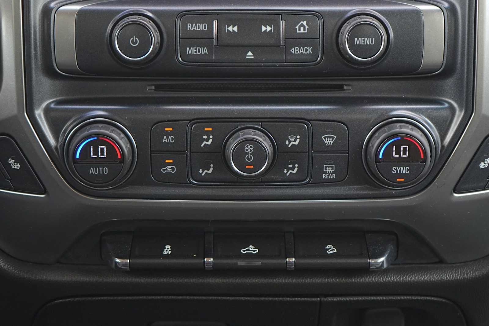 Thumbnail: 2014 Chevrolet Silverado 1500 - 20