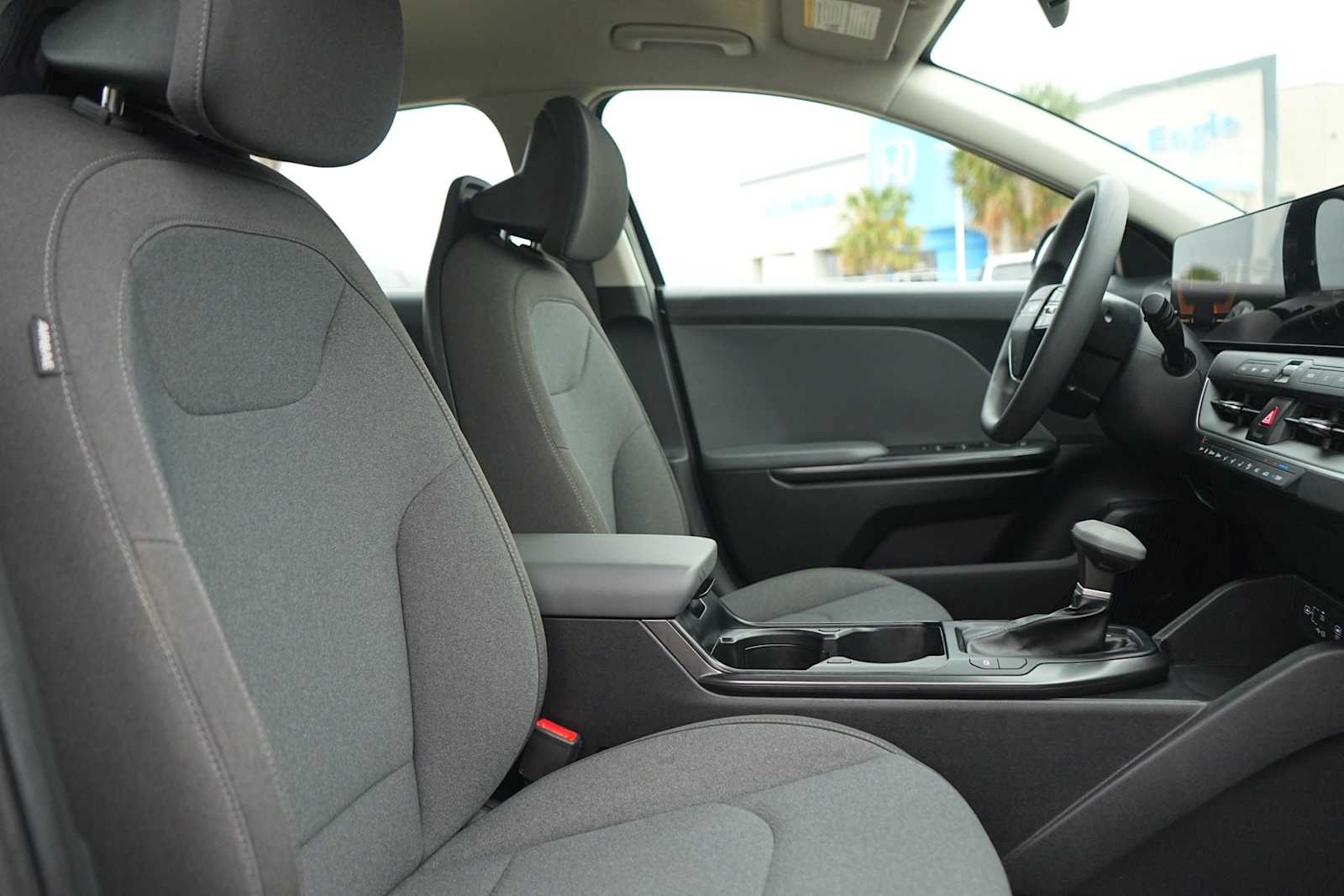 Thumbnail: 2025 Kia K4 - 15