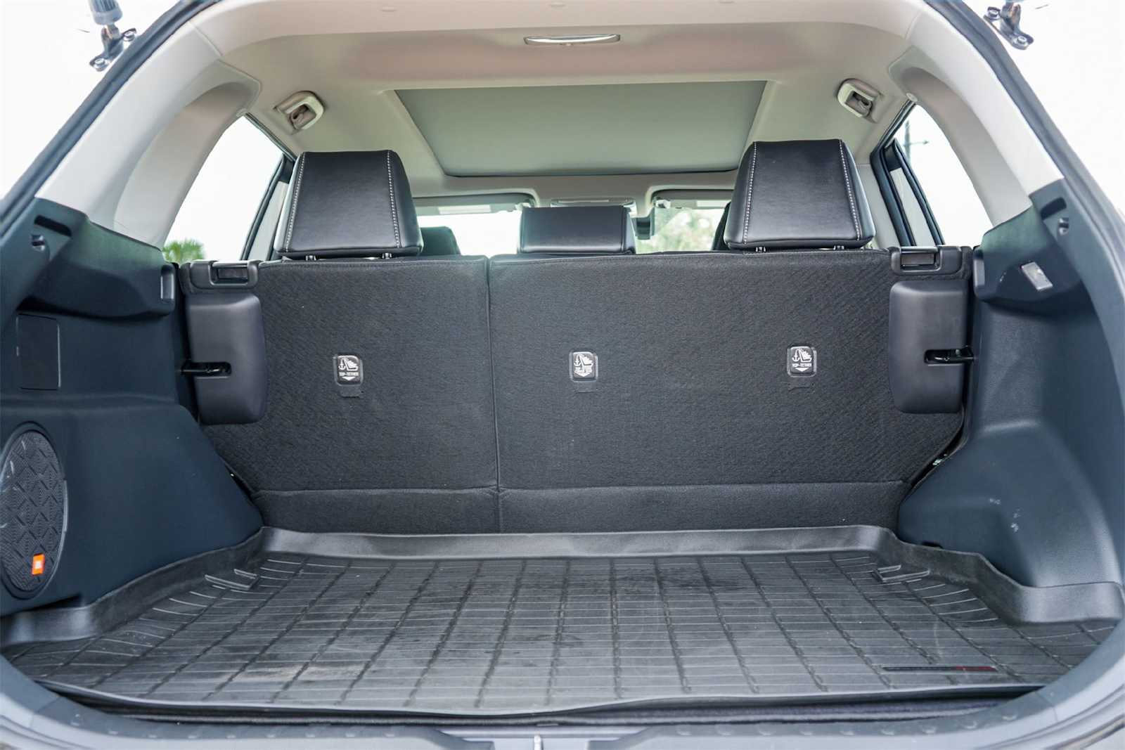 Thumbnail: 2021 Toyota RAV4 - 19