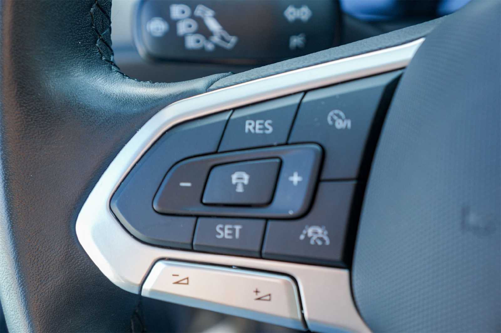 Thumbnail: 2024 Volkswagen Jetta - 25