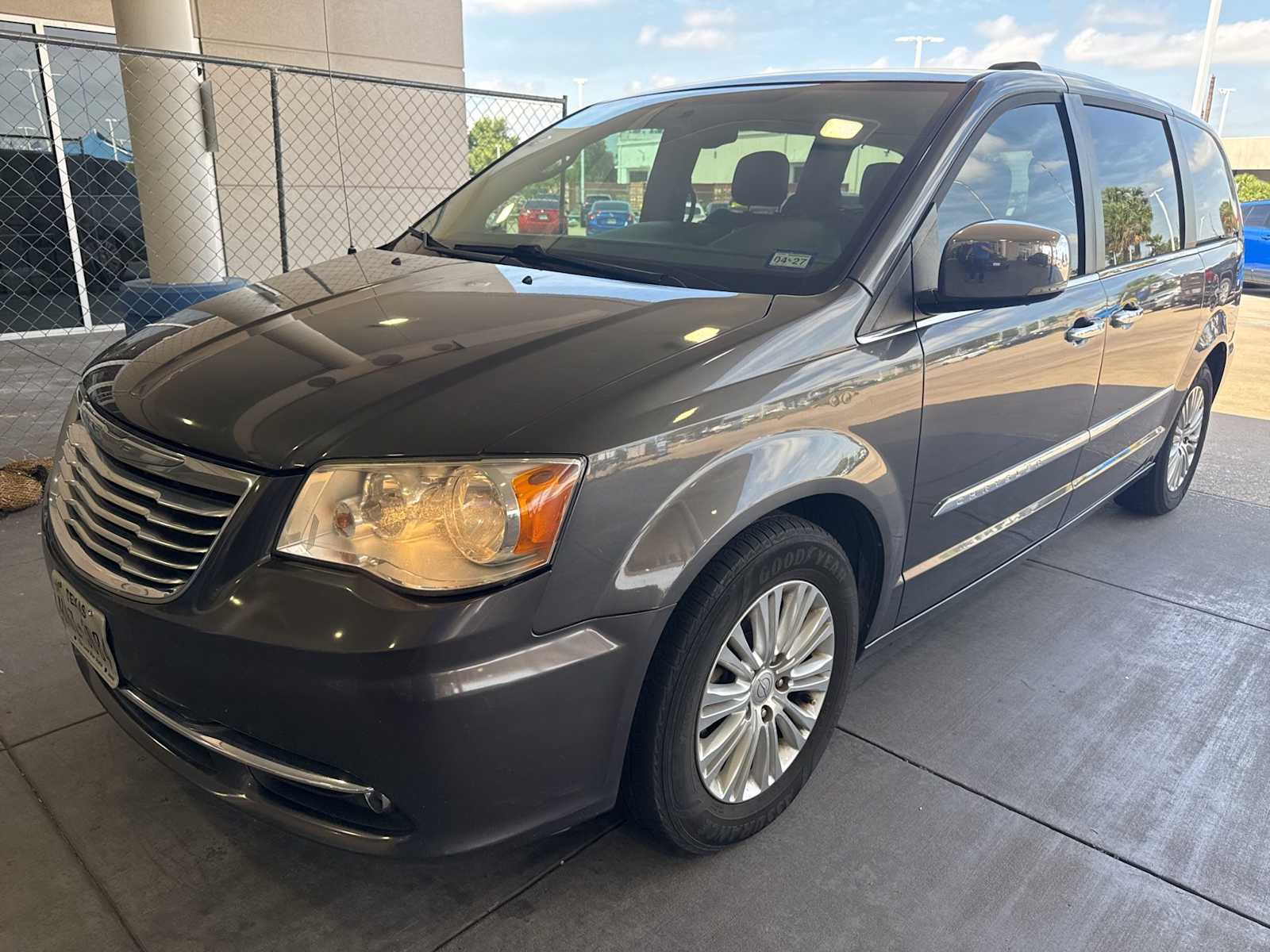 2016 Chrysler Town & Country  -
                  Houston, TX