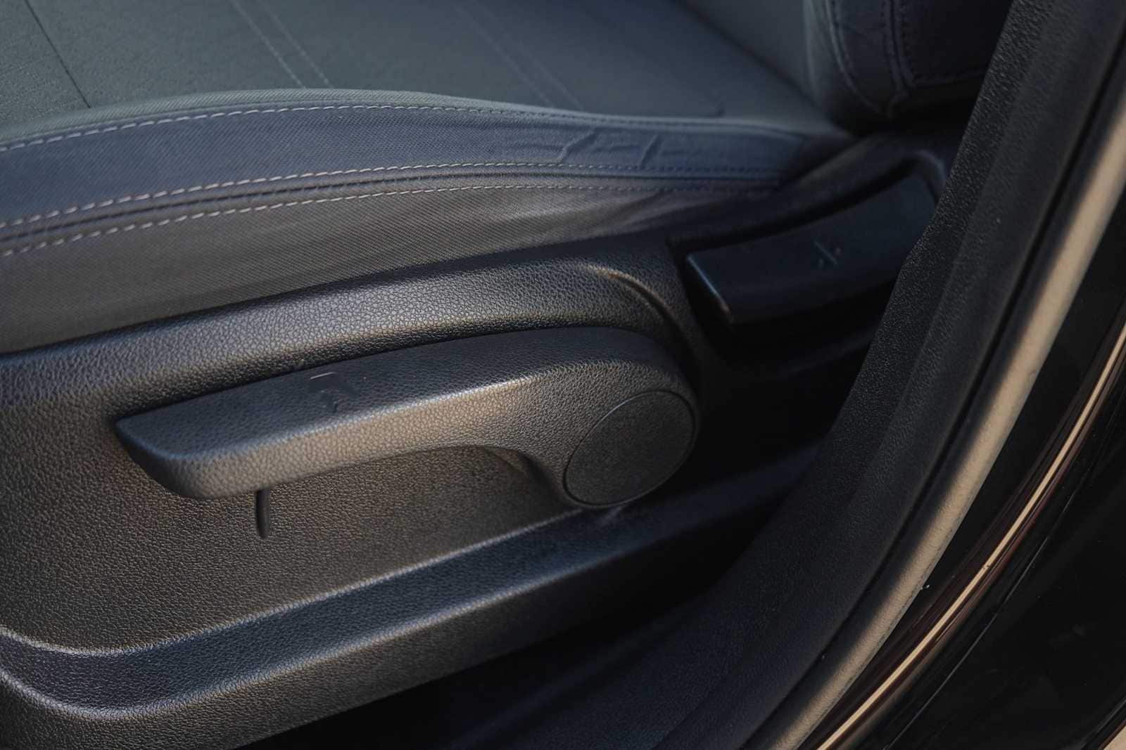 Thumbnail: 2019 Kia Sorento - 12