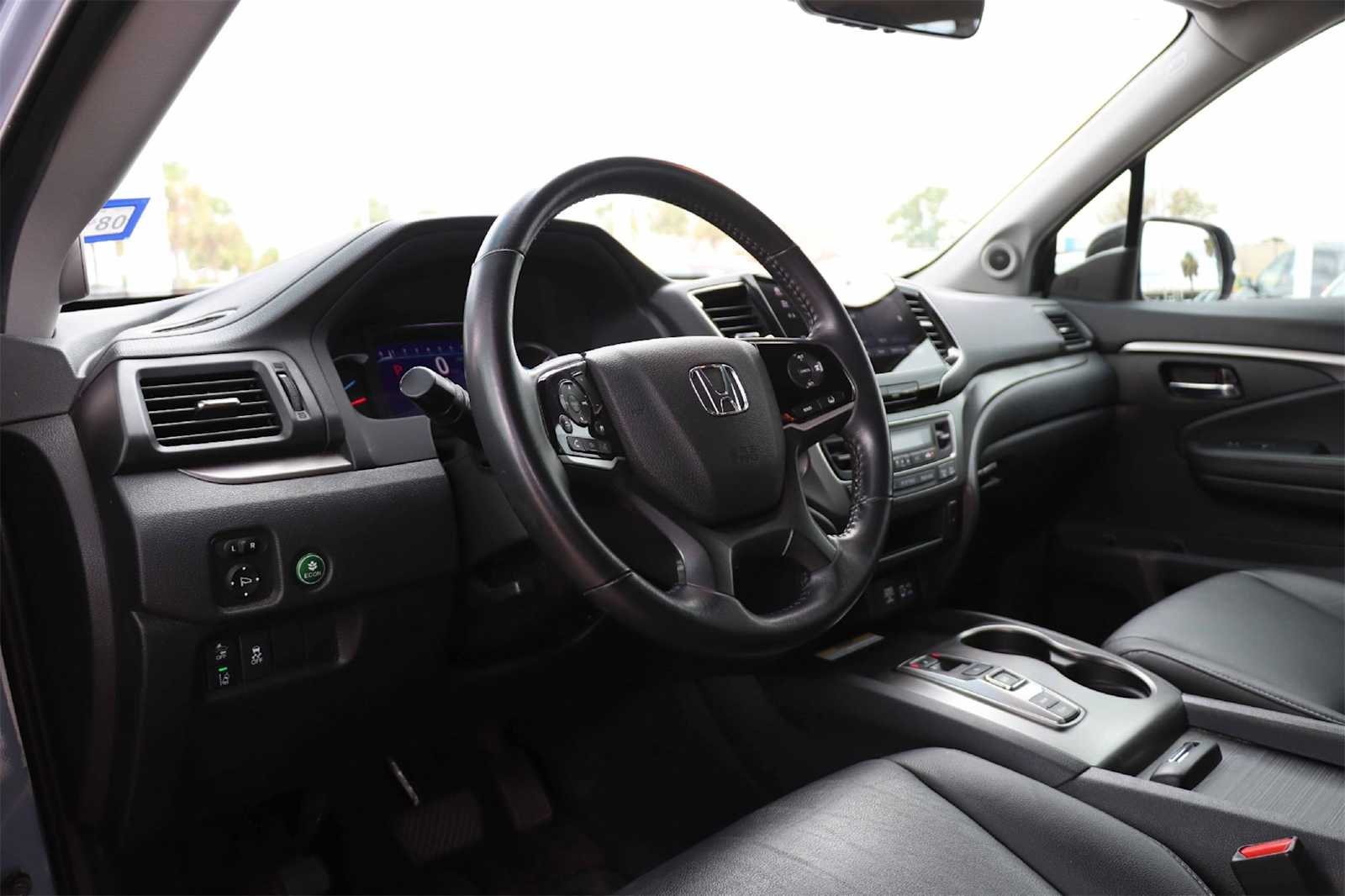 Thumbnail: 2022 Honda Pilot - 2