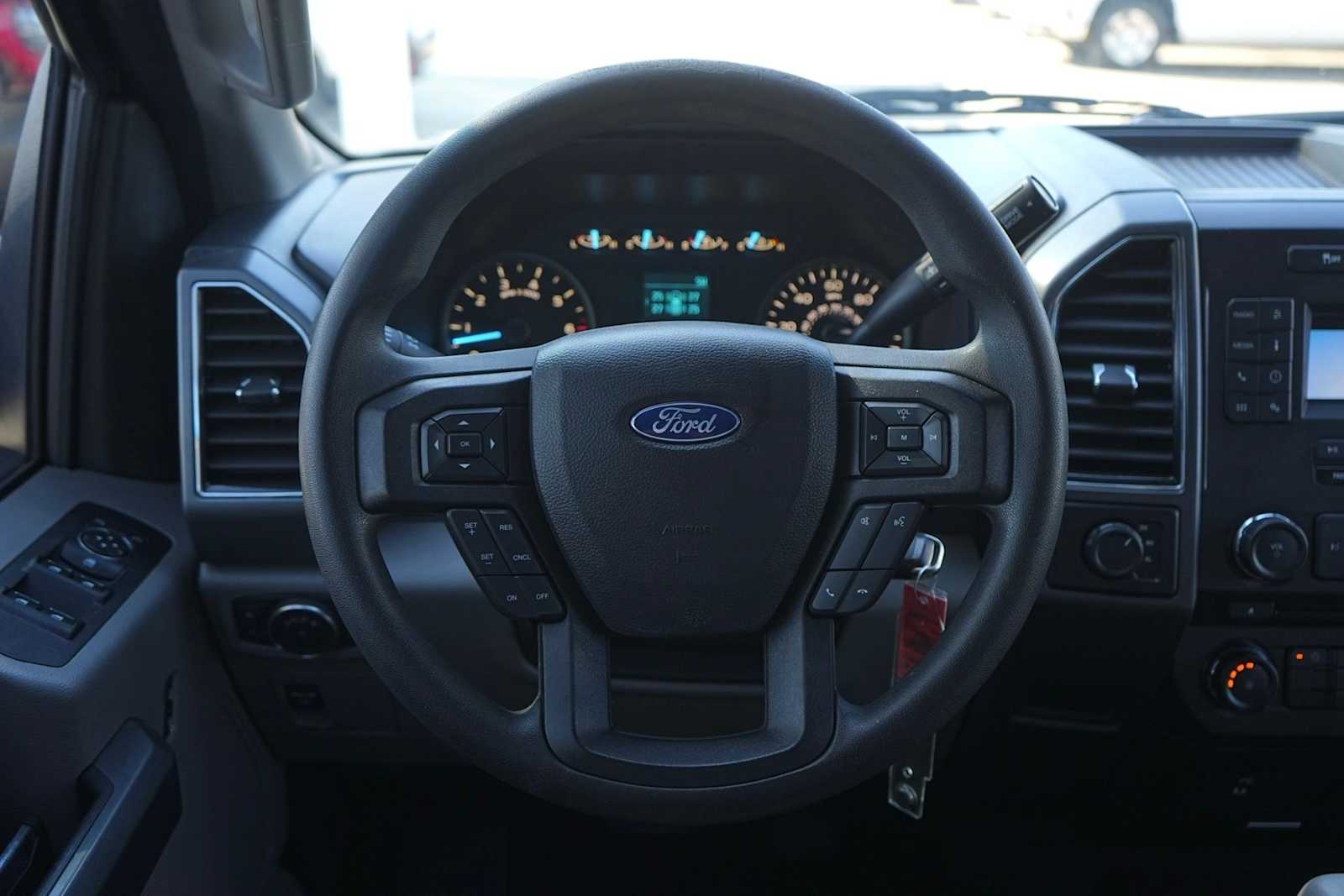 Thumbnail: 2018 Ford F-150 - 16