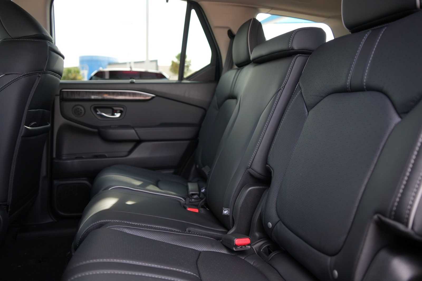 Thumbnail: 2025 Honda Pilot - 13