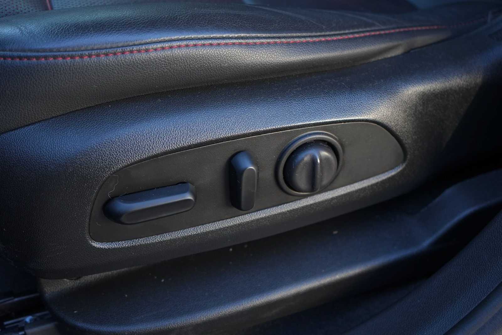 Thumbnail: 2020 Chevrolet Blazer - 12