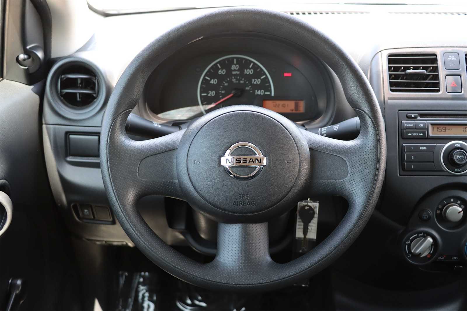 2013 Nissan Versa S 17