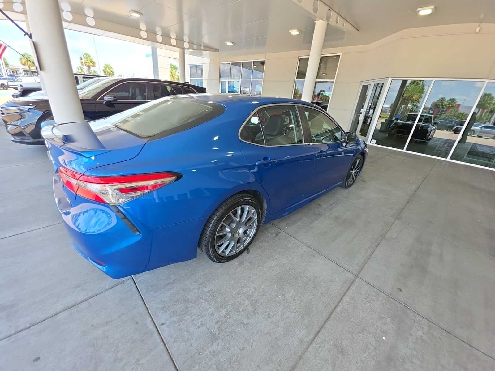 Thumbnail: 2018 Toyota Camry - 4