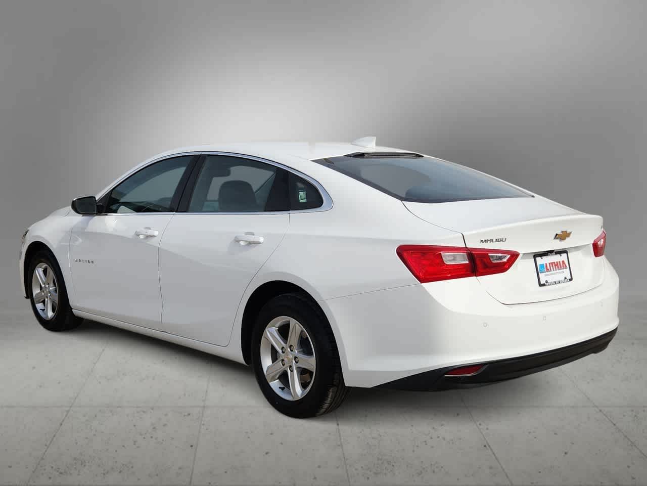 Thumbnail: 2024 Chevrolet Malibu - 6