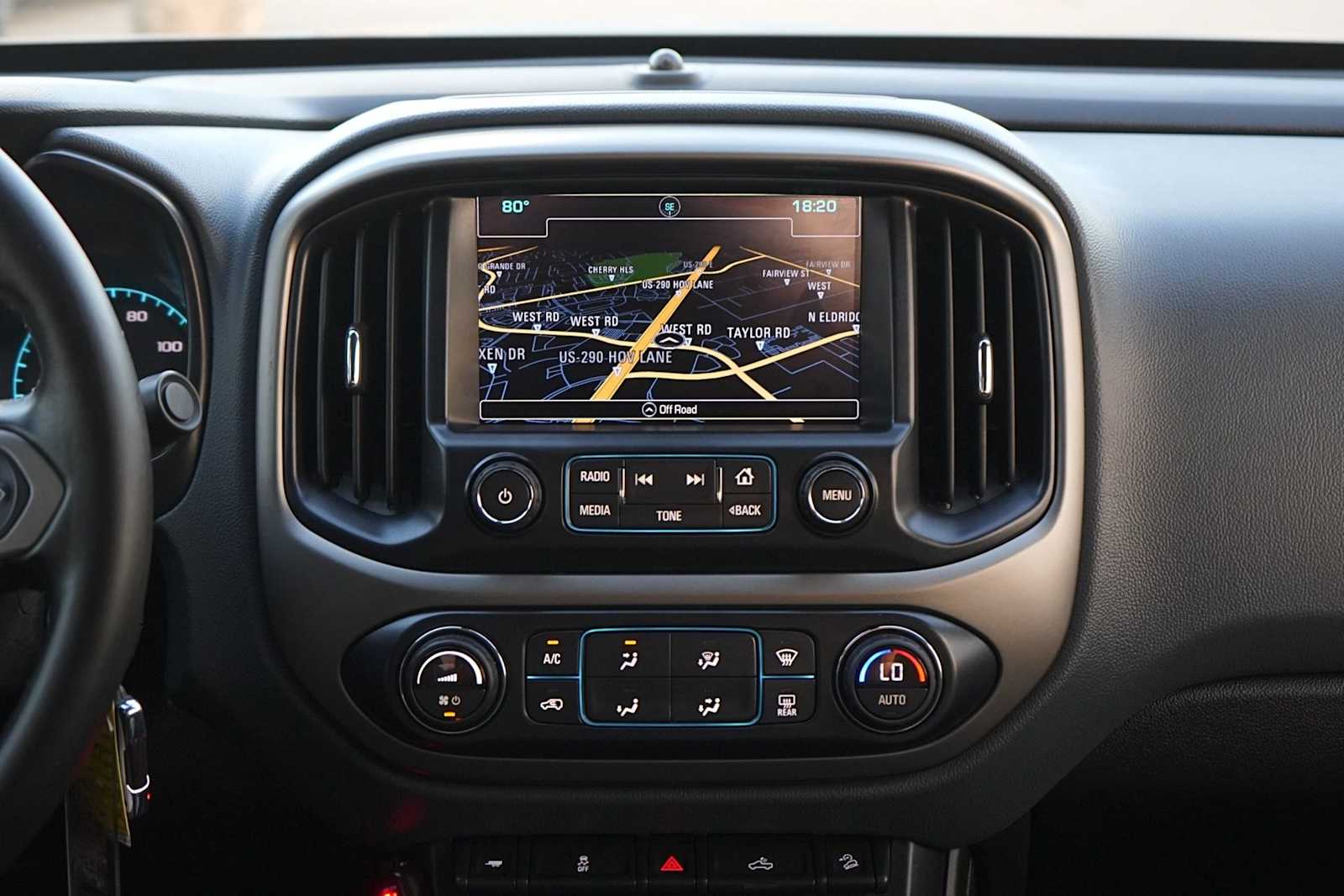 Thumbnail: 2016 Chevrolet Colorado - 19