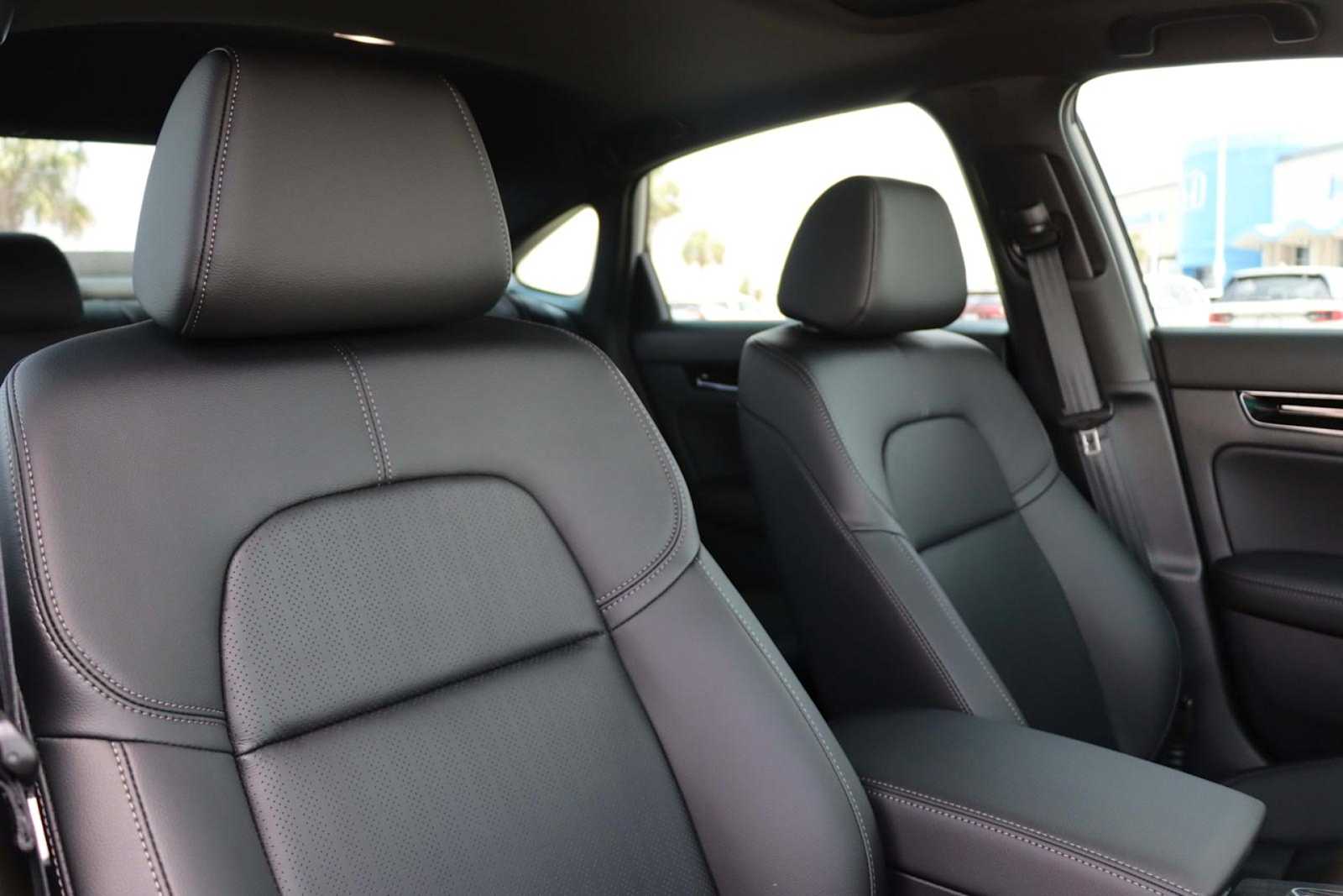 Thumbnail: 2025 Honda Civic - 12