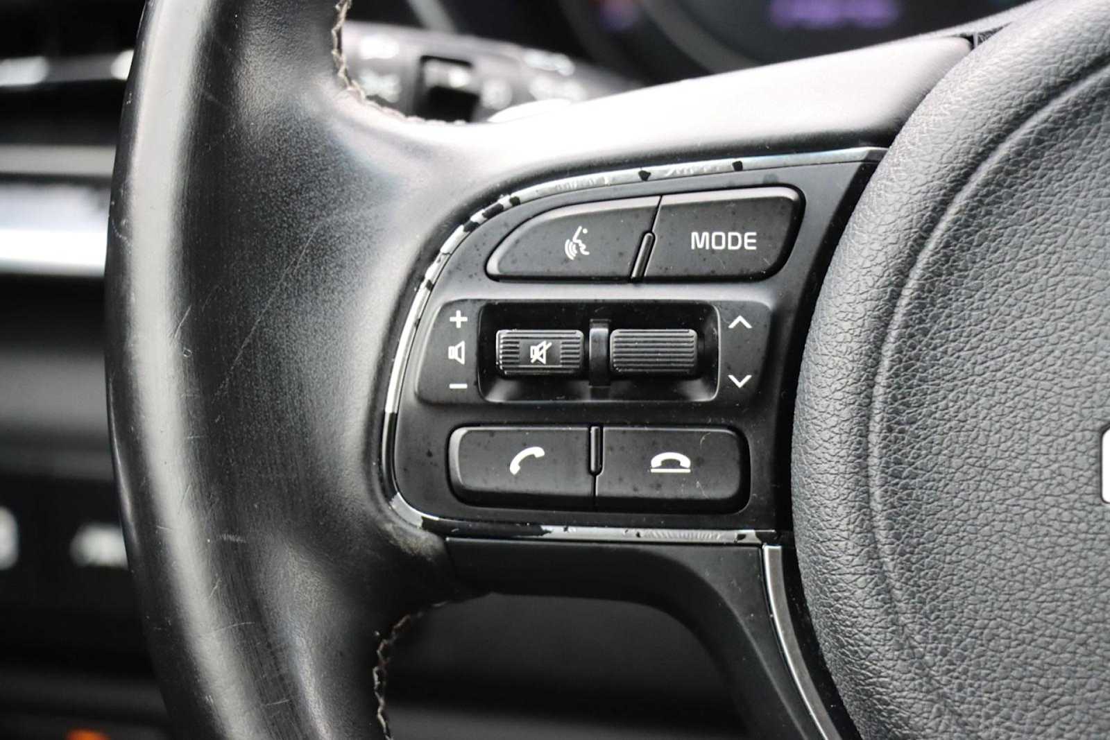 2022 Kia Niro S 23