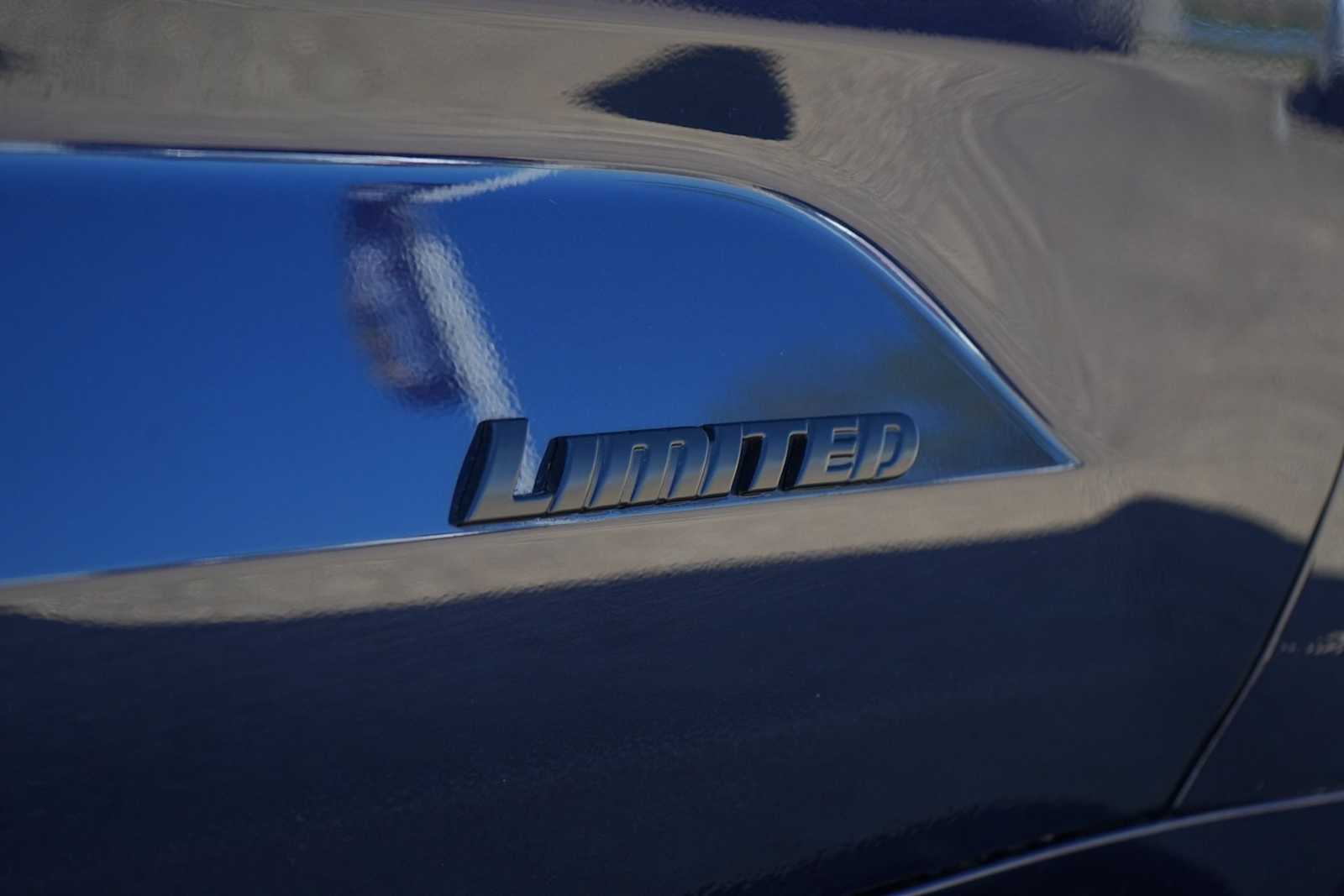 Thumbnail: 2024 Toyota Sequoia - 8