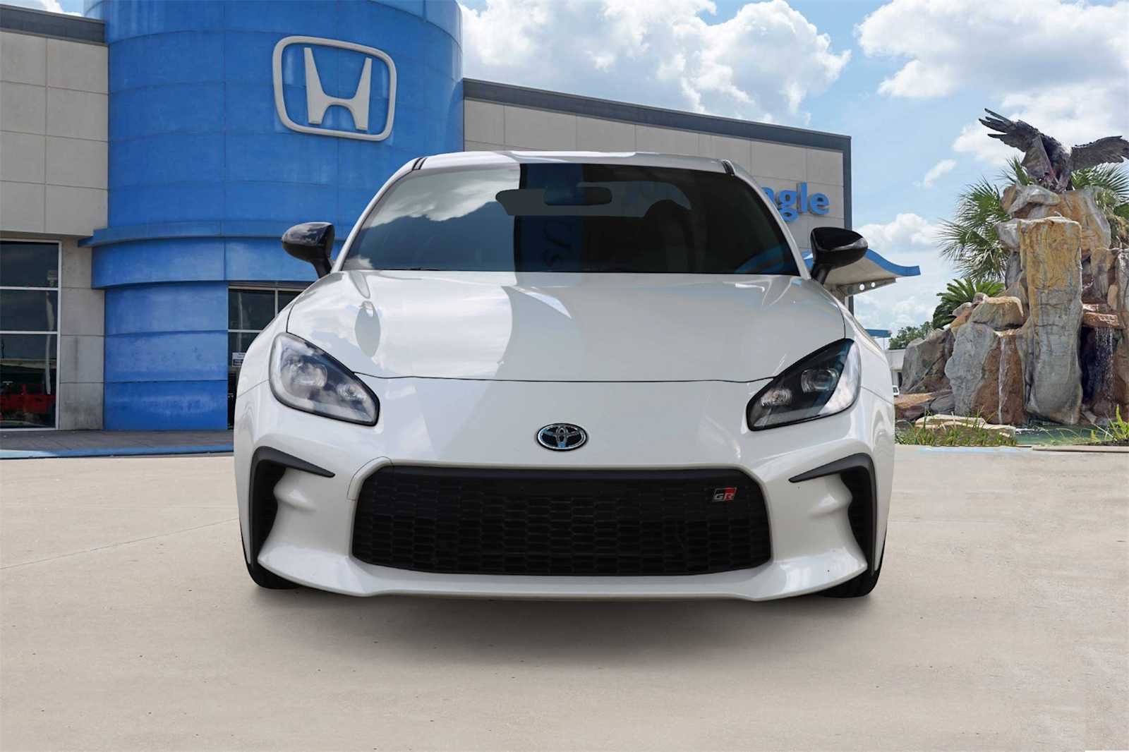 Thumbnail: 2023 Toyota GR86 - 6