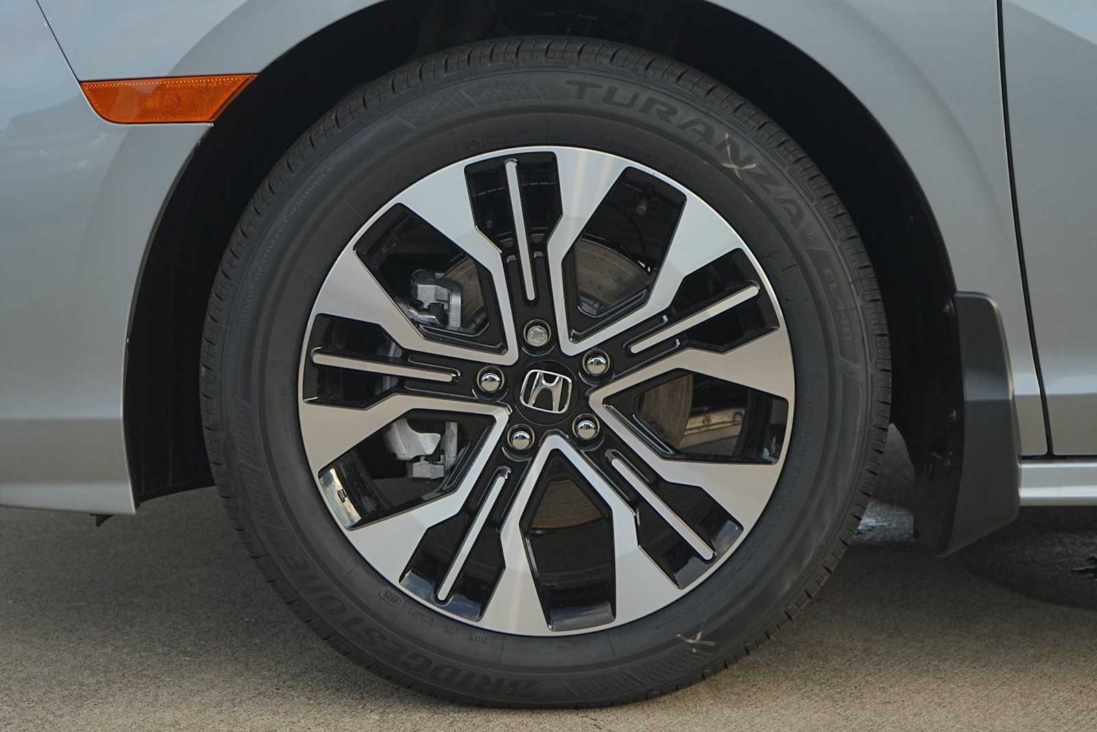 Thumbnail: 2026 Honda Odyssey - 7