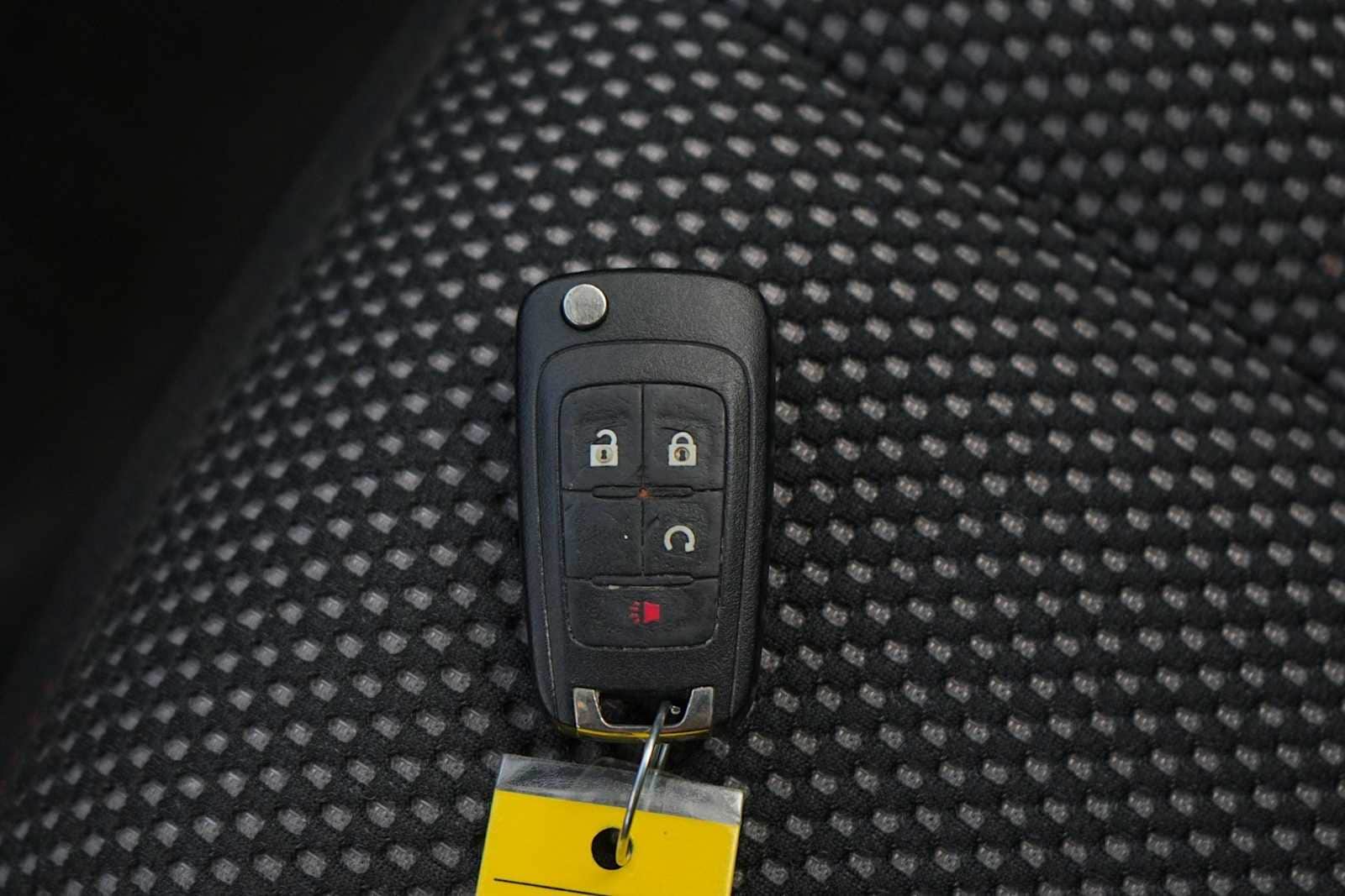 Thumbnail: 2015 GMC Terrain - 28