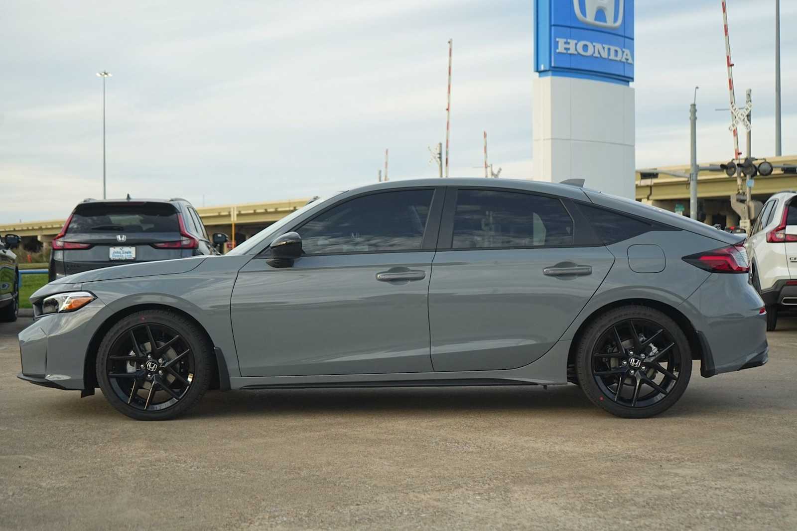 Thumbnail: 2026 Honda Civic - 3