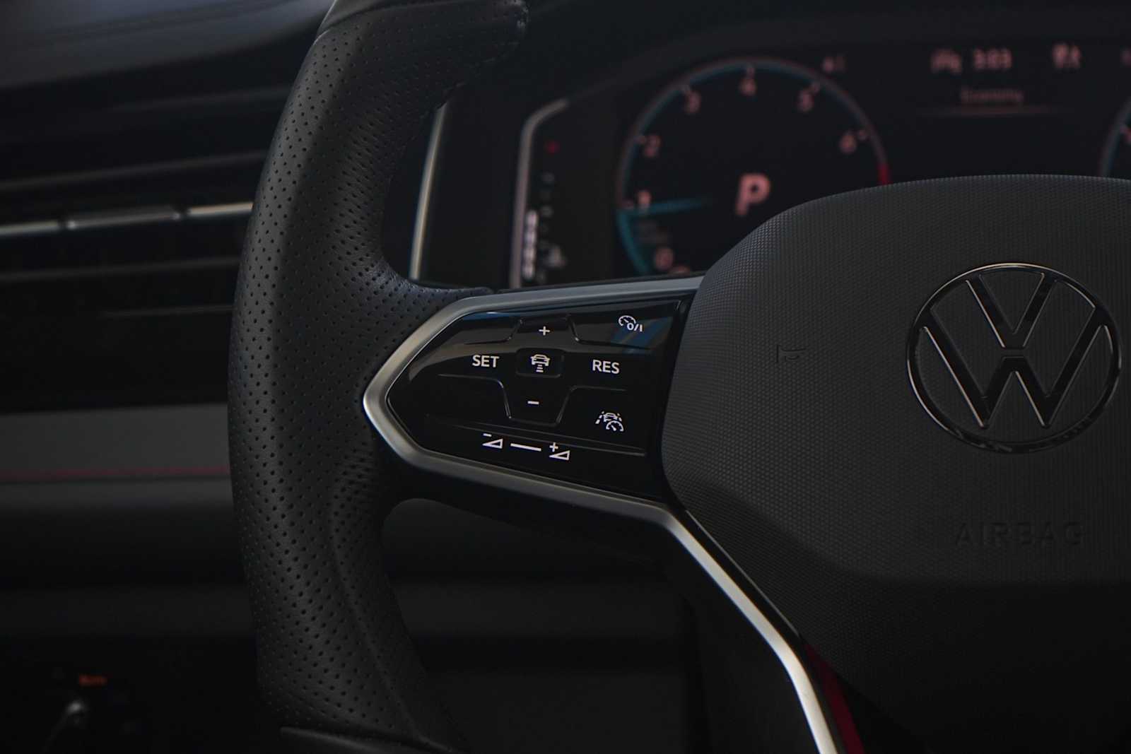 Thumbnail: 2025 Volkswagen Jetta - 17