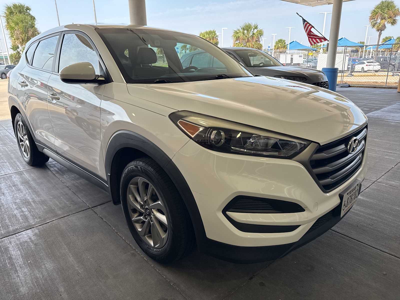 Thumbnail: 2016 Hyundai Tucson - 2