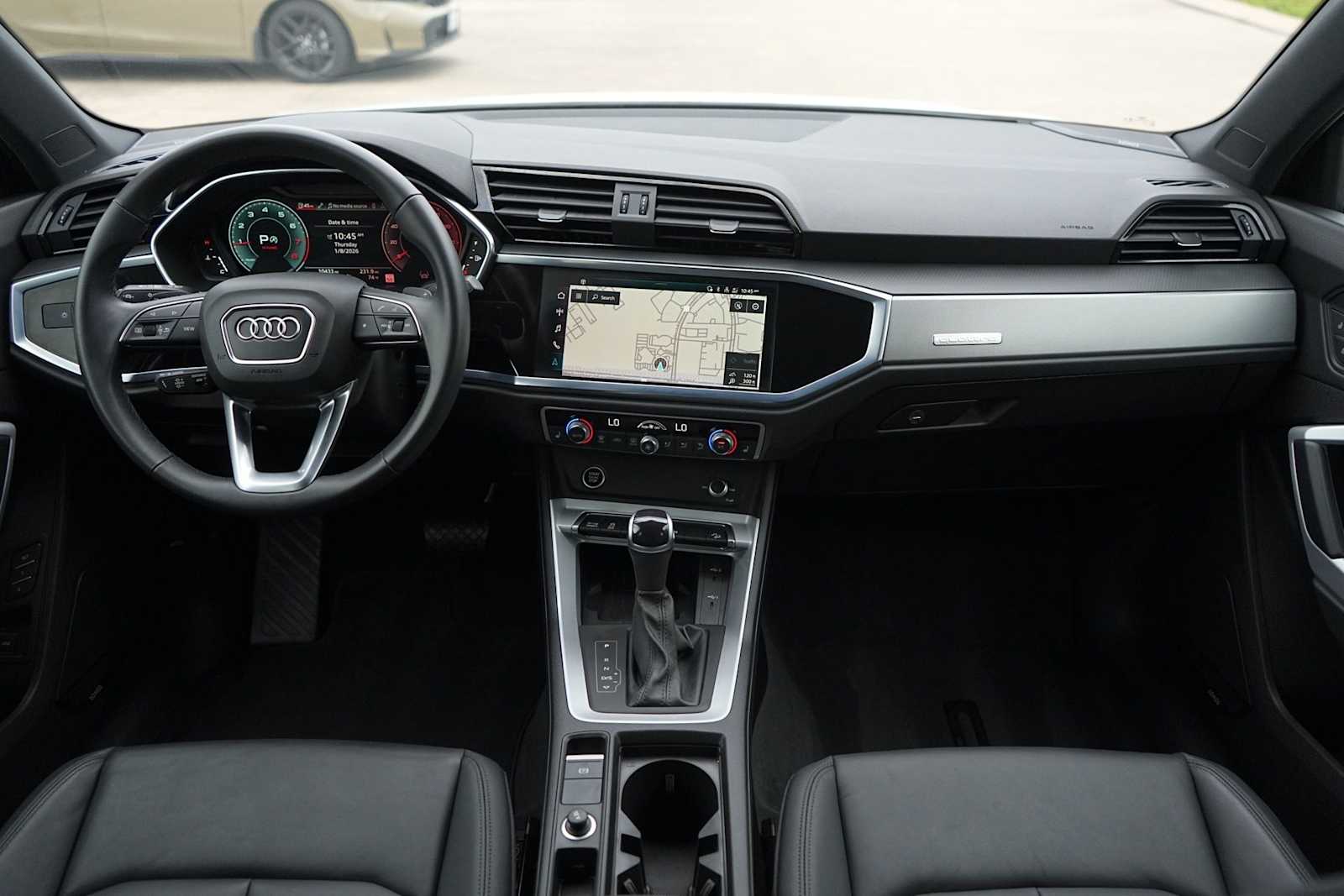 Thumbnail: 2023 Audi Q3 - 10