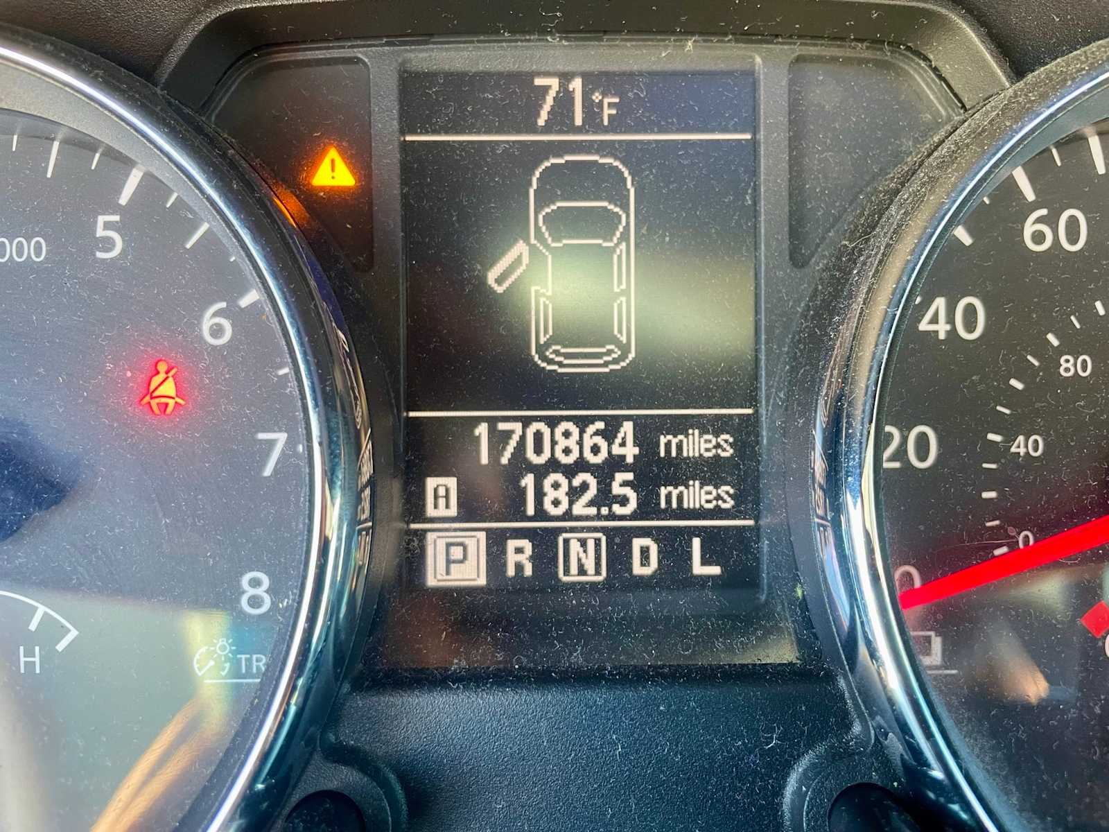 Thumbnail: 2011 Nissan Rogue - 11