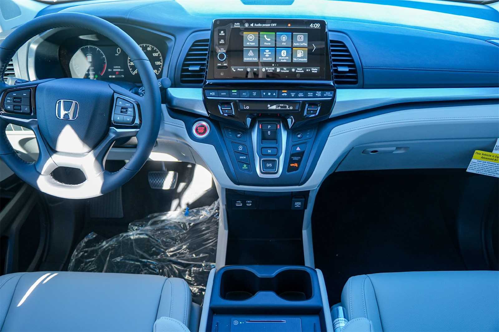 Thumbnail: 2026 Honda Odyssey - 10