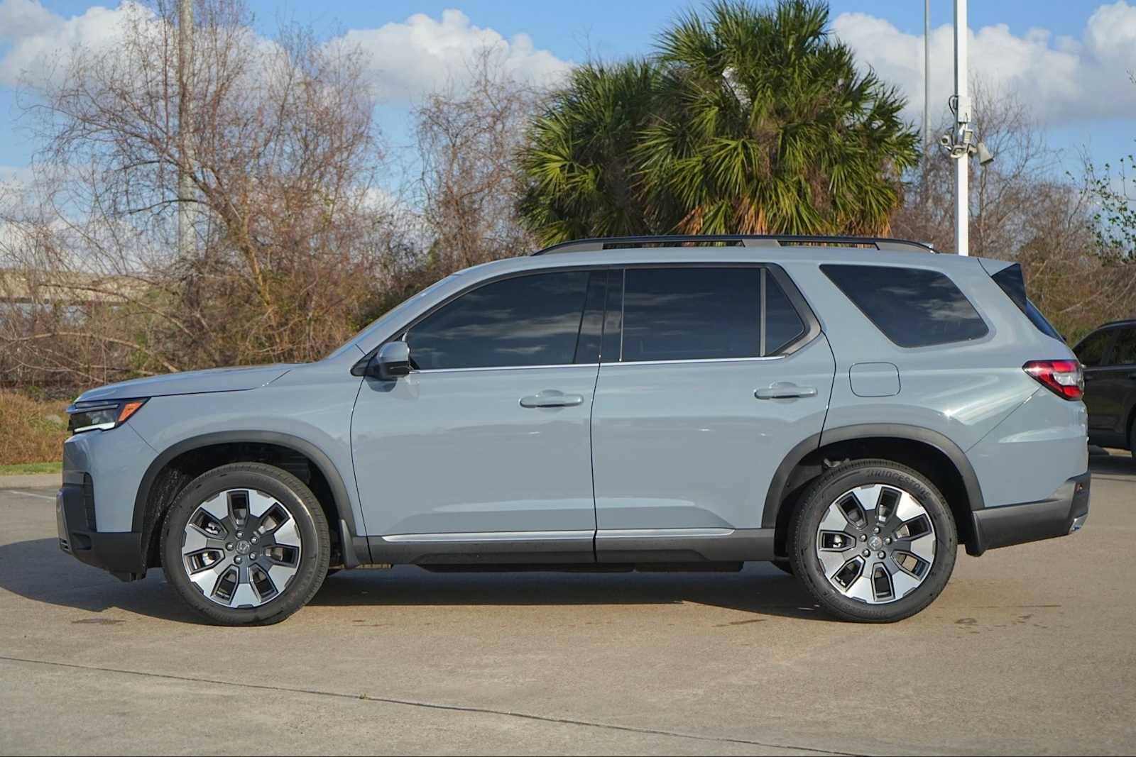 Thumbnail: 2026 Honda Pilot - 3