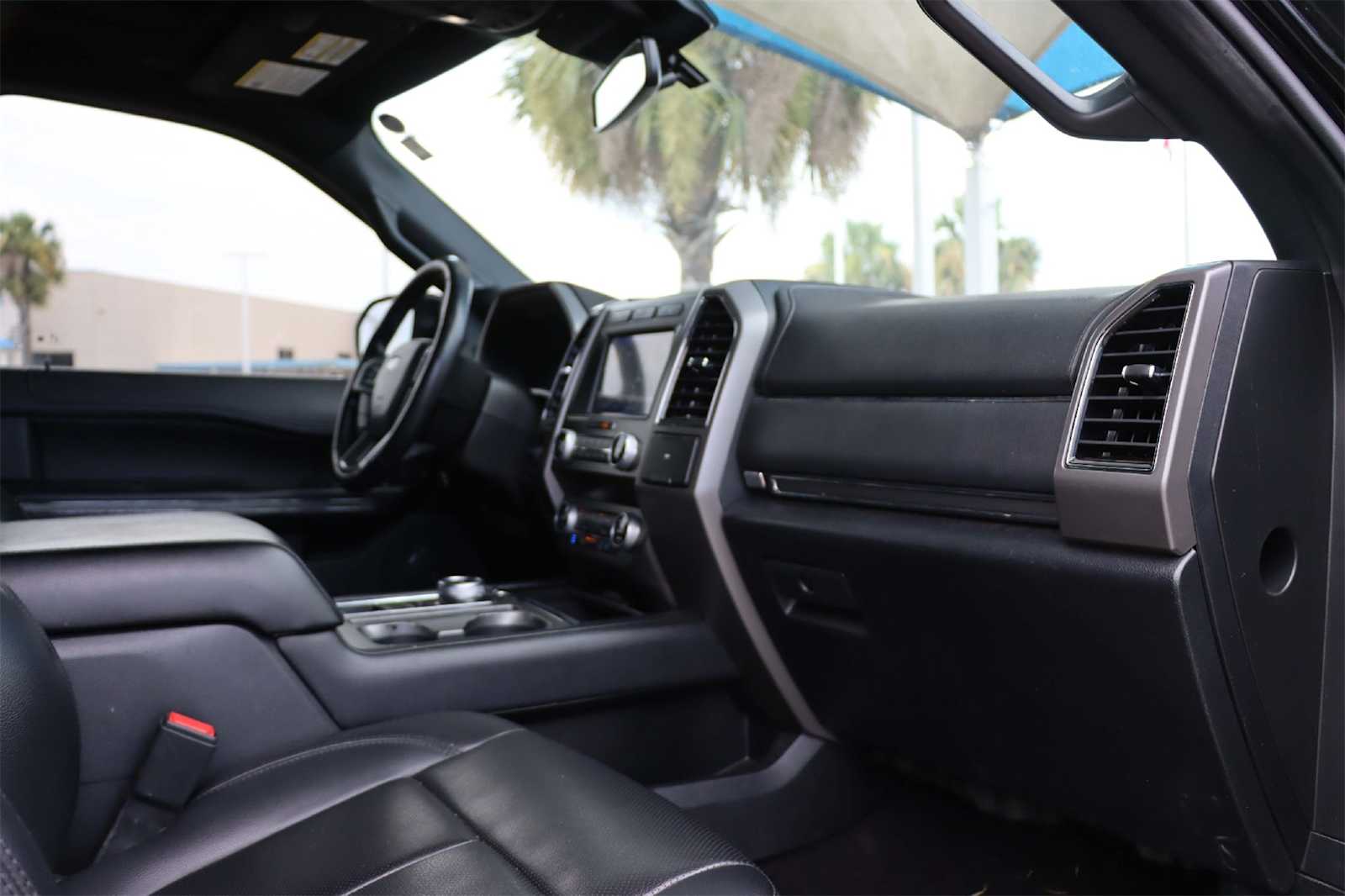 Thumbnail: 2021 Ford Expedition - 12