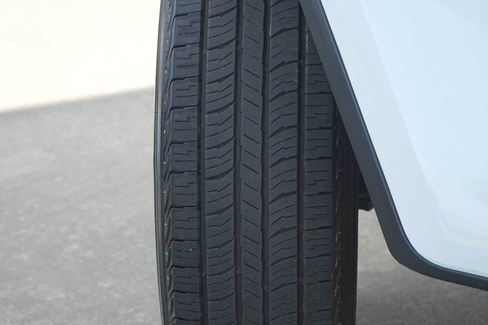 Thumbnail: 2023 Jeep Gladiator - 29