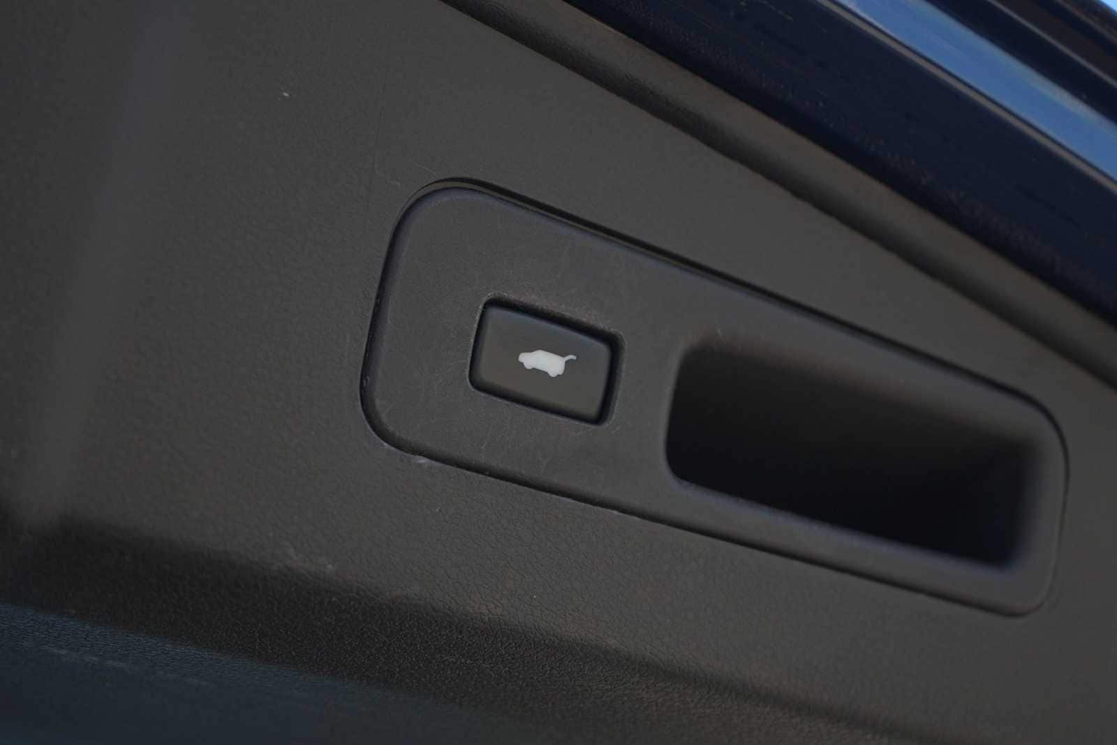 Thumbnail: 2015 Acura MDX - 26