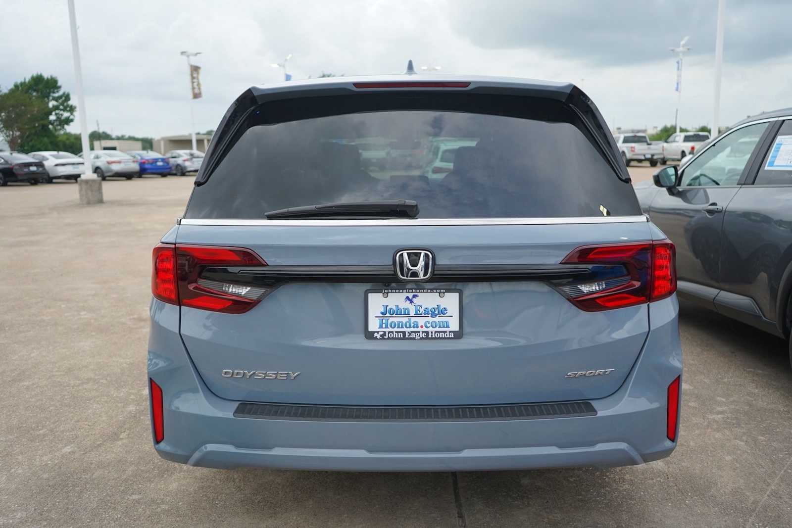 Thumbnail: 2026 Honda Odyssey - 4