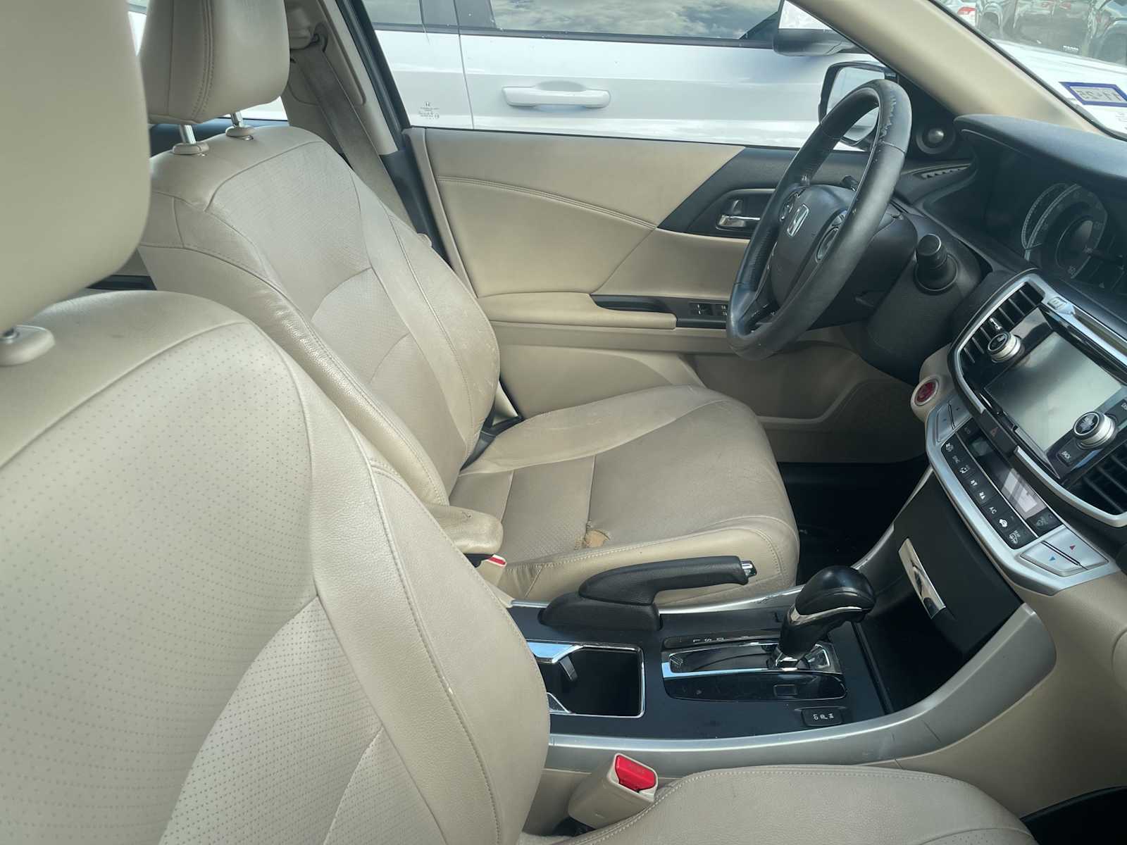 Thumbnail: 2015 Honda Accord - 6