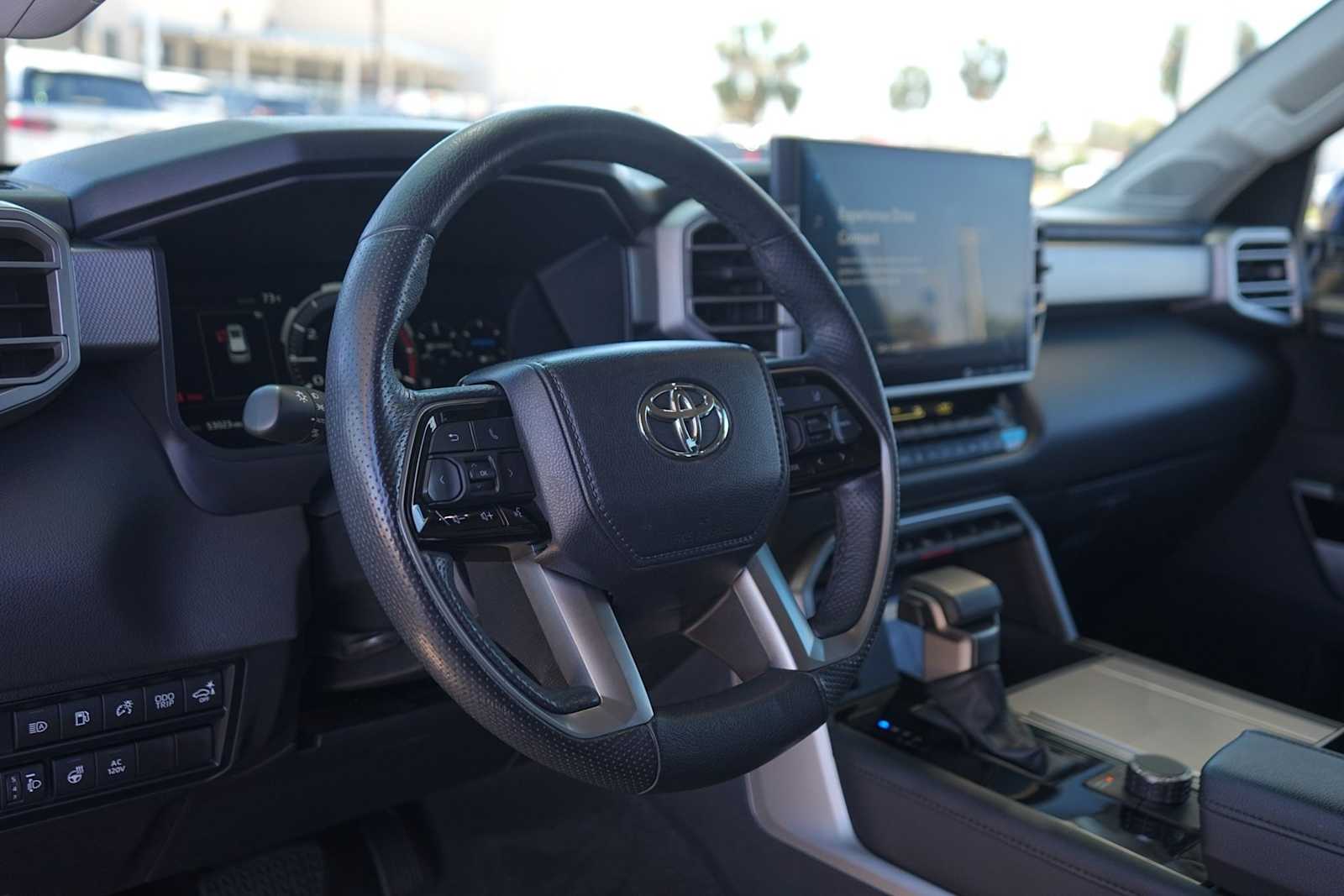 Thumbnail: 2024 Toyota Sequoia - 2