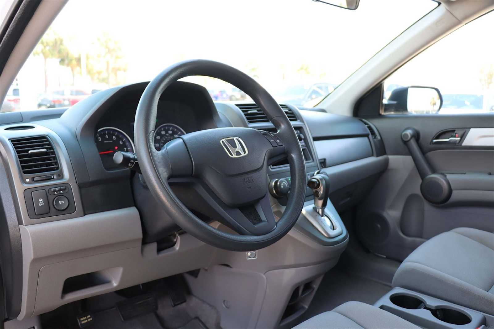 2011 Honda CR-V LX photo 2