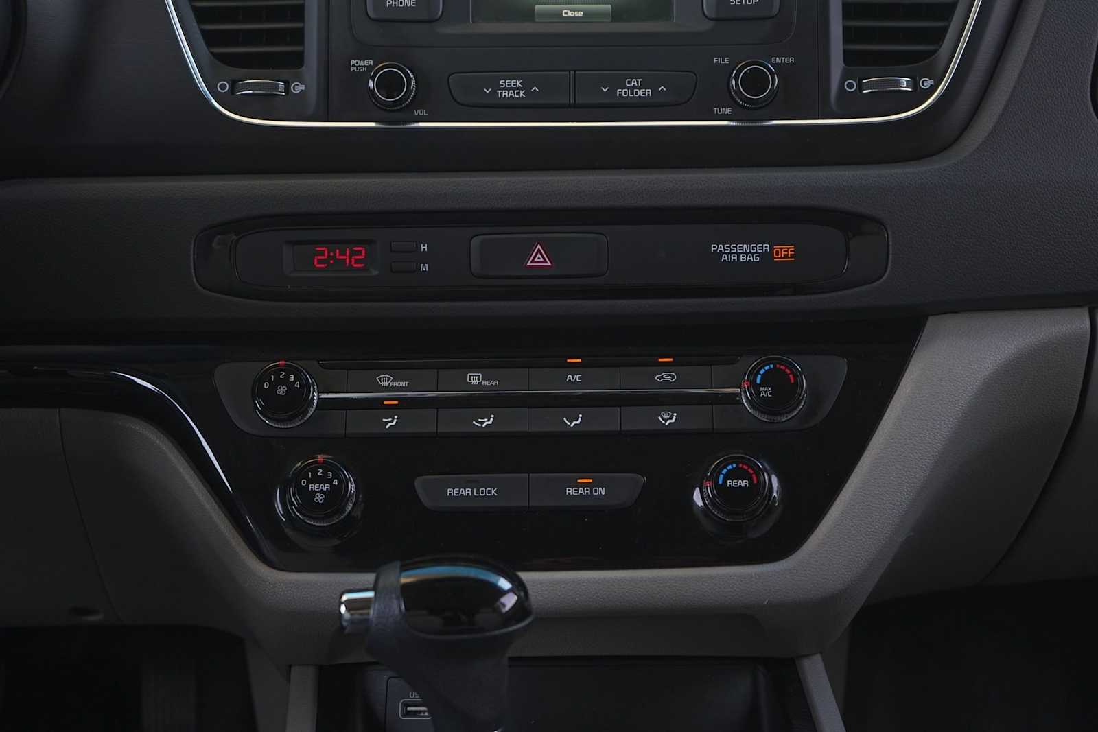 Thumbnail: 2017 Kia Sedona - 20