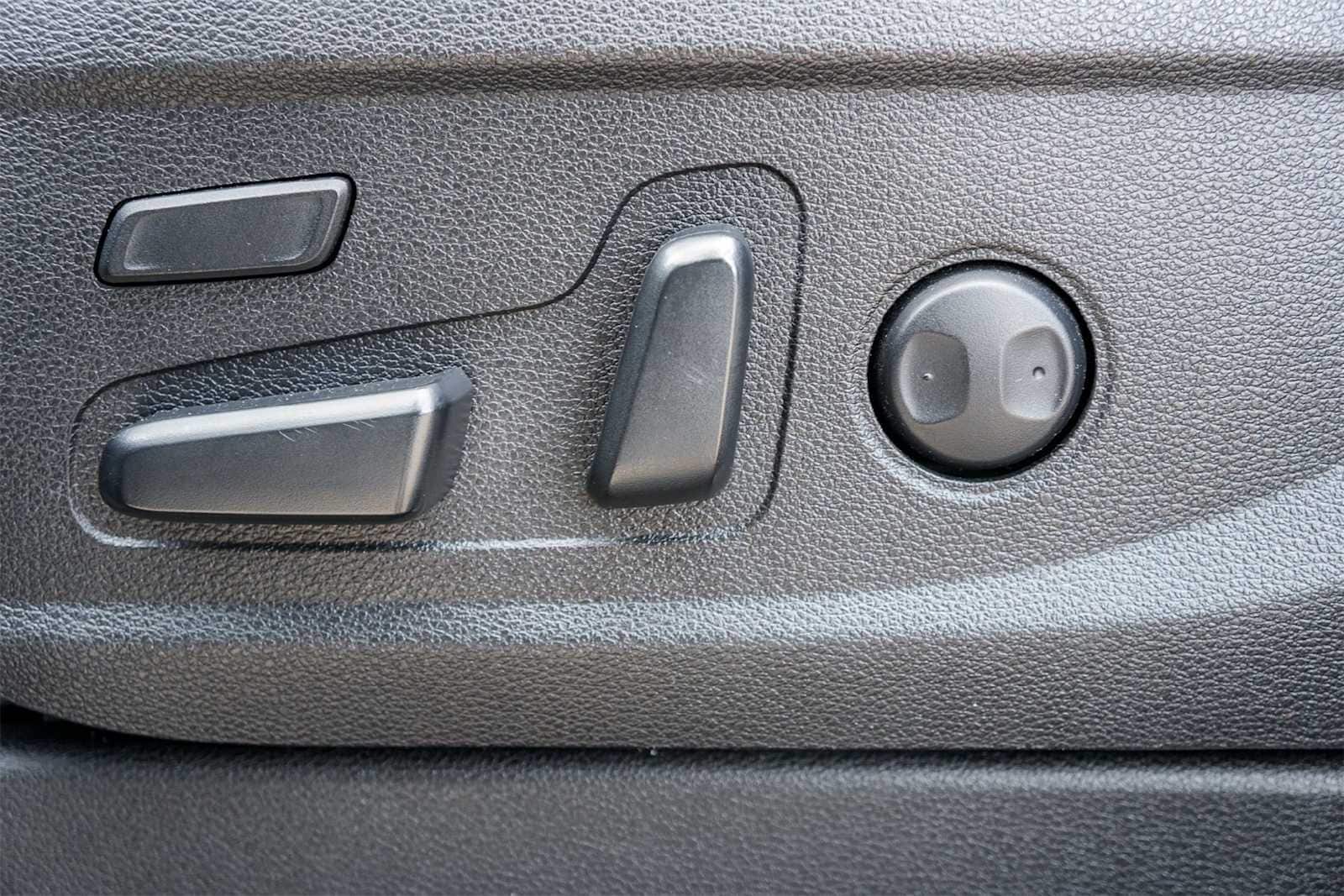 Thumbnail: 2022 Kia Telluride - 21