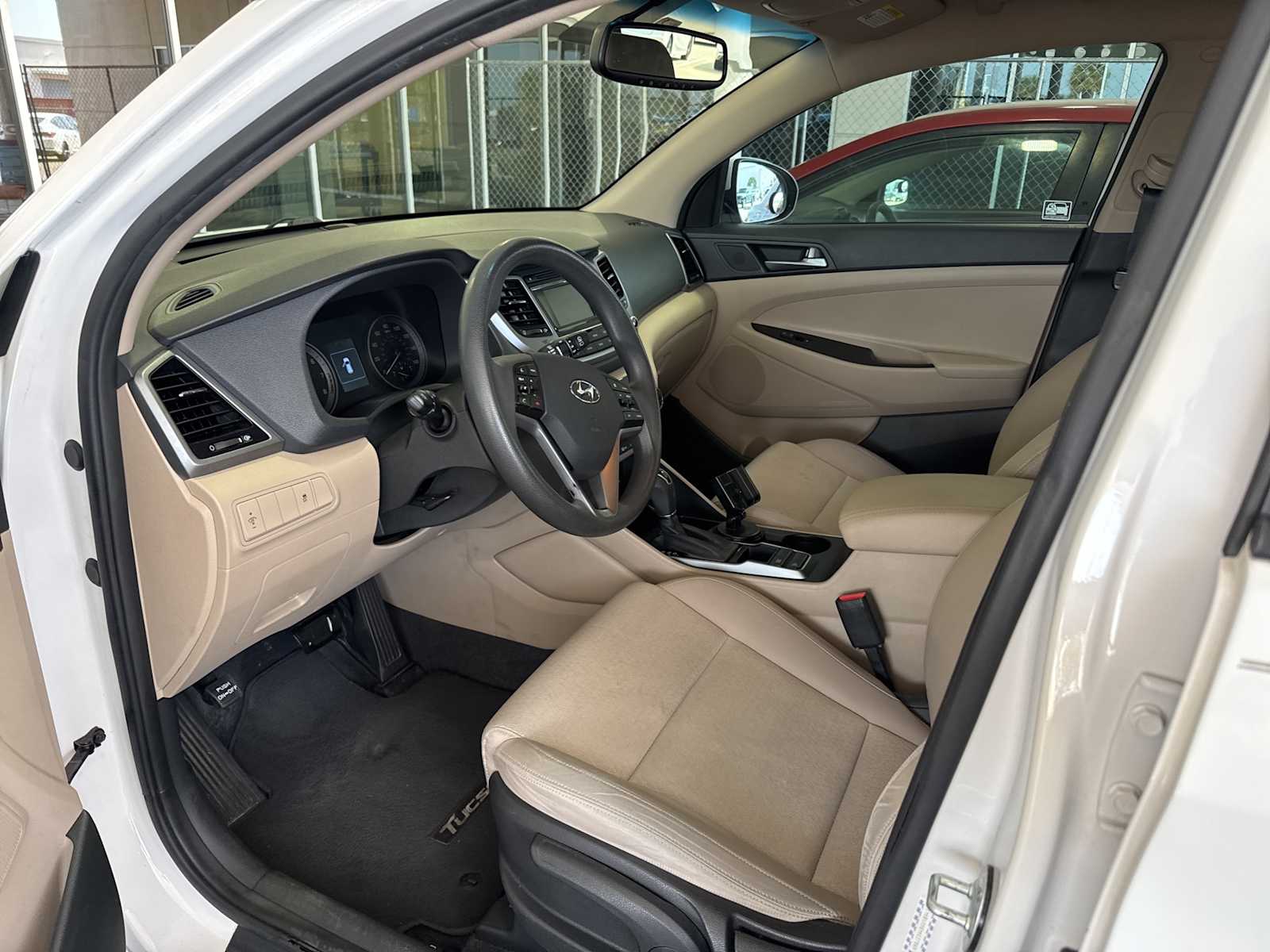 Thumbnail: 2016 Hyundai Tucson - 5